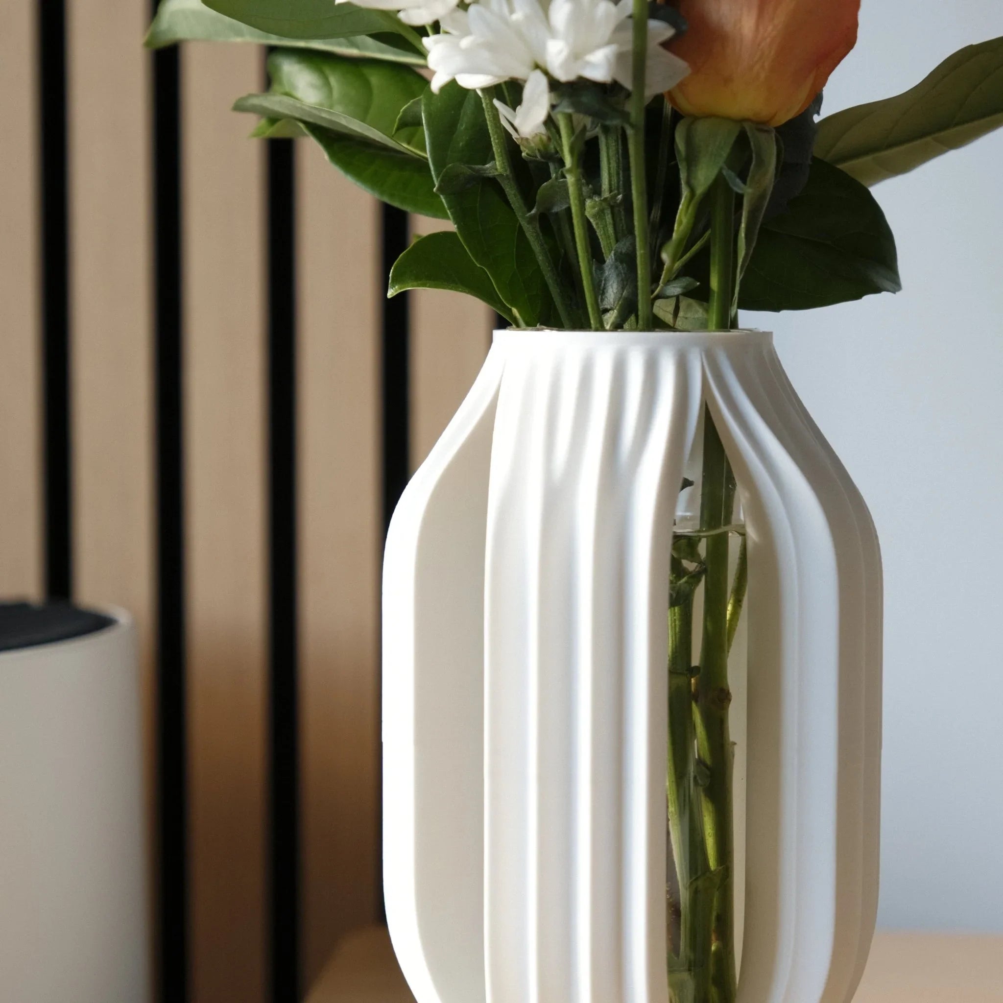 Bulb Vase - Zoventi