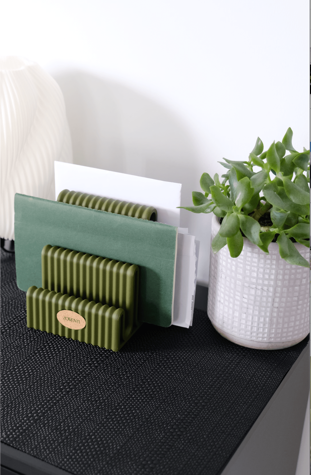 Byron Mail & File Organiser - Zoventi