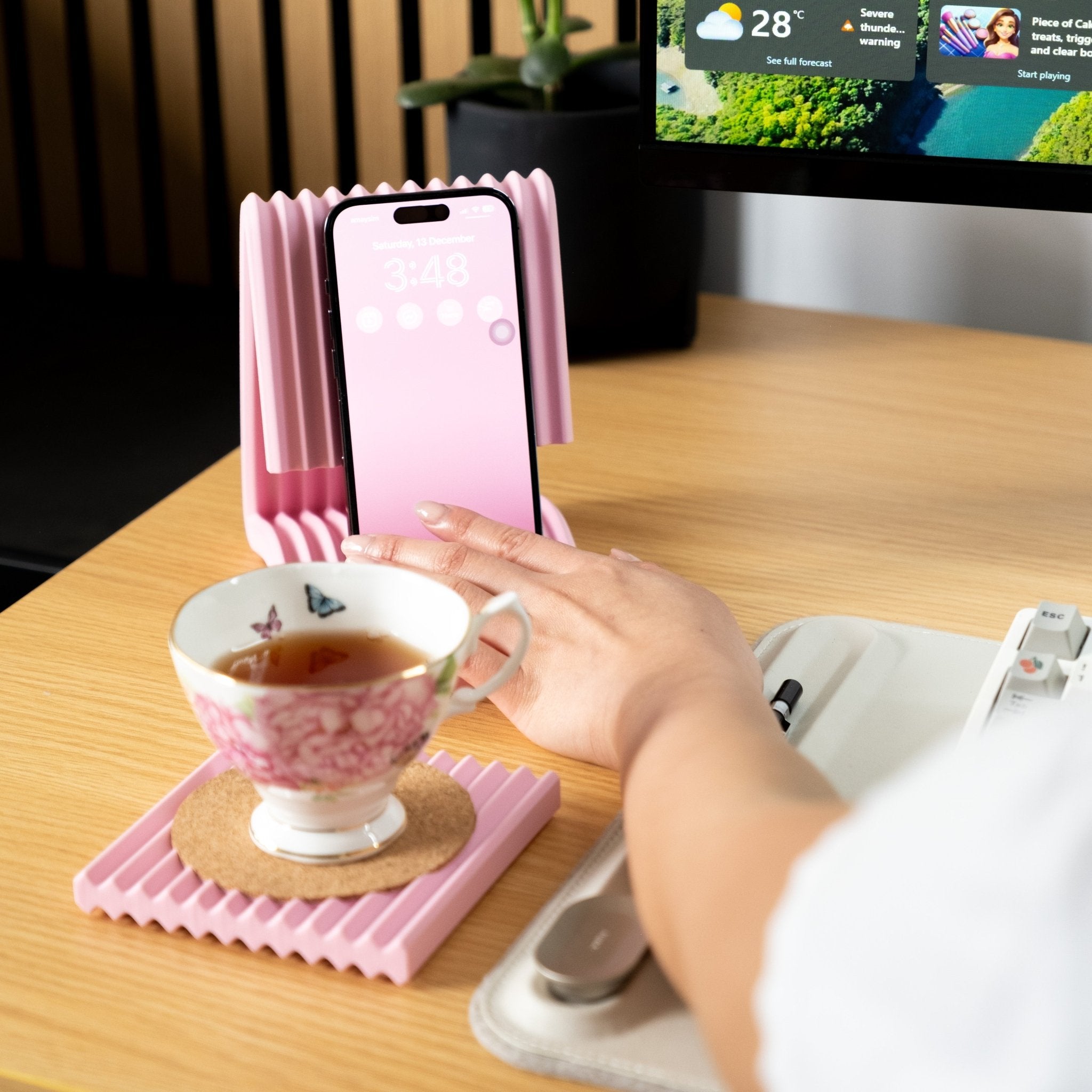 Cove Desk Stand - Zoventi